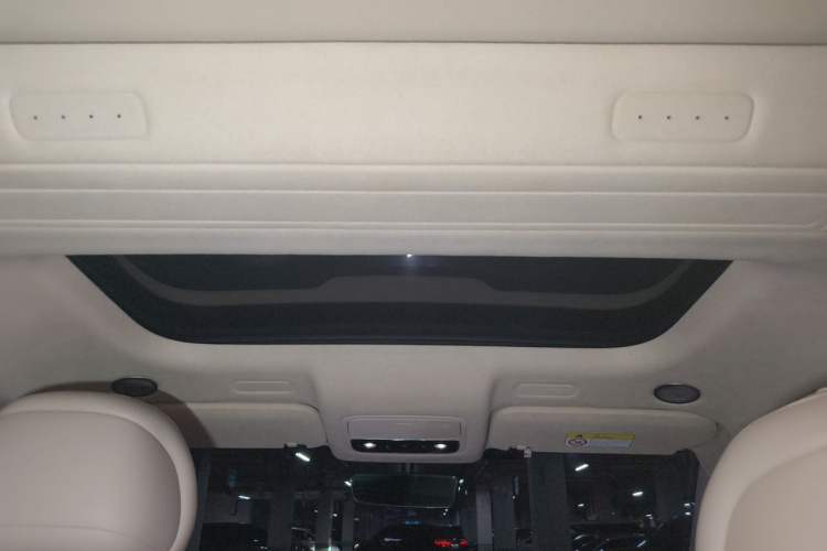 Used Hima AITO M9 2024 Range-Extended Ultra Version 42 kWh 6-Seater Model Headliner