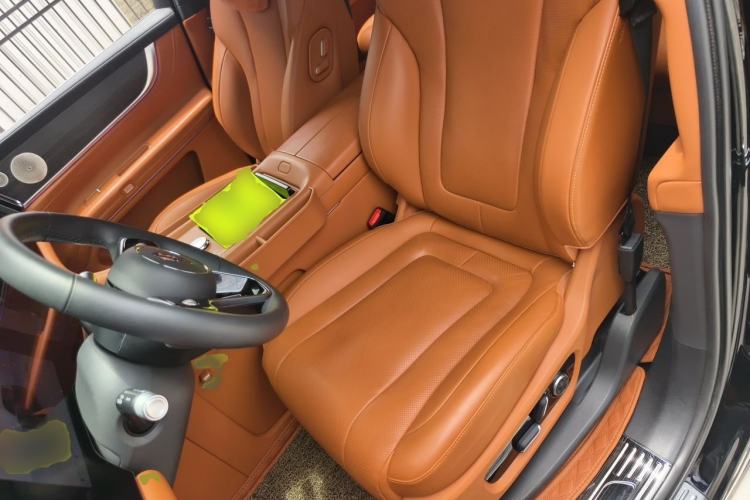 Used Hima AITO M9 2024 Range-Extended Max Edition 42 kWh 6-Seater Version Left Front Seat