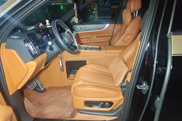 Used Hima AITO M9 2024 Range-Extended Ultra Version 52 kWh 6-Seater Model Left Front Seat