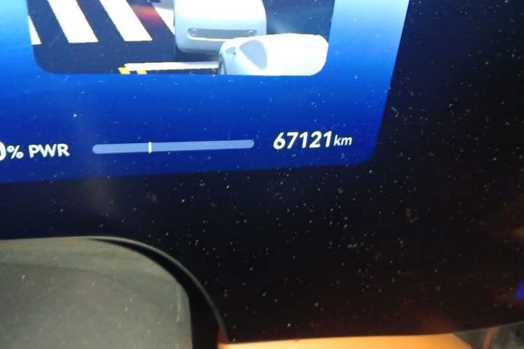 Used Hima AITO M9 2024 All-Electric Max Version 100 kWh 6-Seater Odometer Close Up
