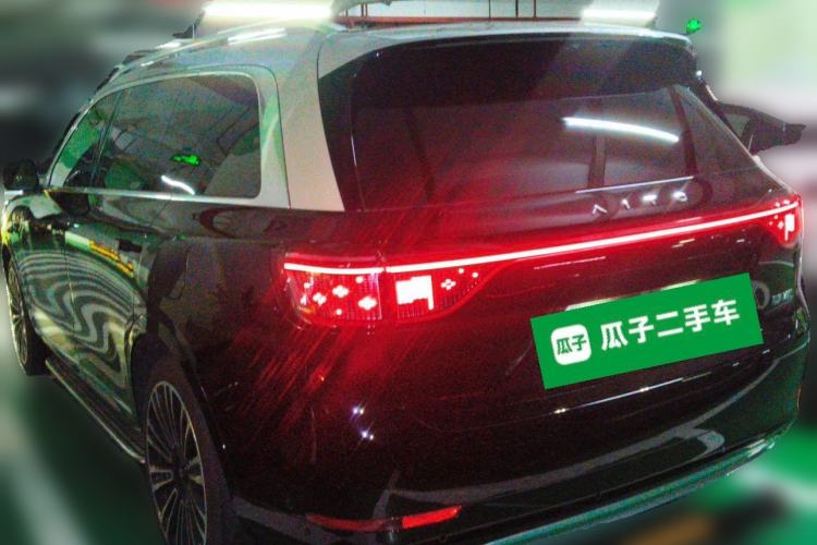 Used Hima AITO M9 2024 All-Electric Ultra Version 100 kWh 6-Seater Model Rear Left 45 Deg