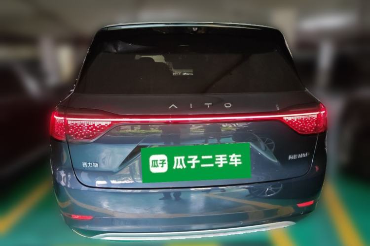 Used Hima AITO M9 2024 All-Electric Ultra Version 100 kWh 6-Seater Model Rear
