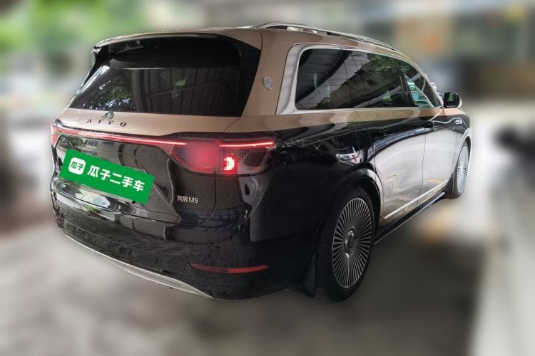 Used Hima AITO M9 2024 Range-Extended Ultra Version 42 kWh 6-Seater Model Rear Right 45 Deg