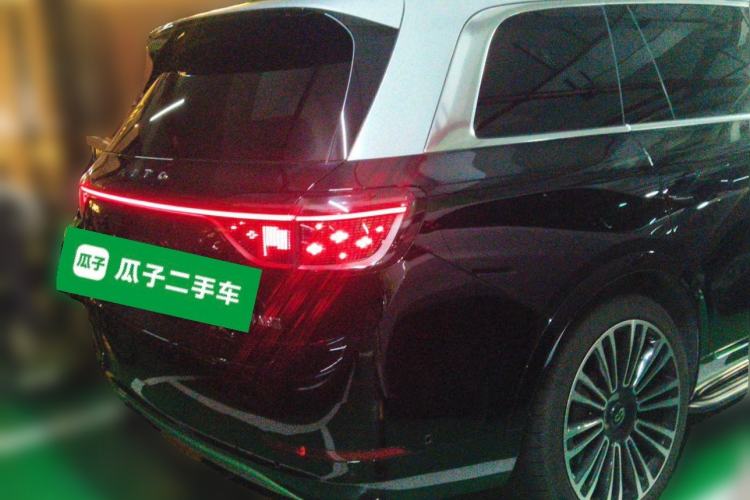 Used Hima AITO M9 2024 All-Electric Ultra Version 100 kWh 6-Seater Model Rear Right 45 Deg