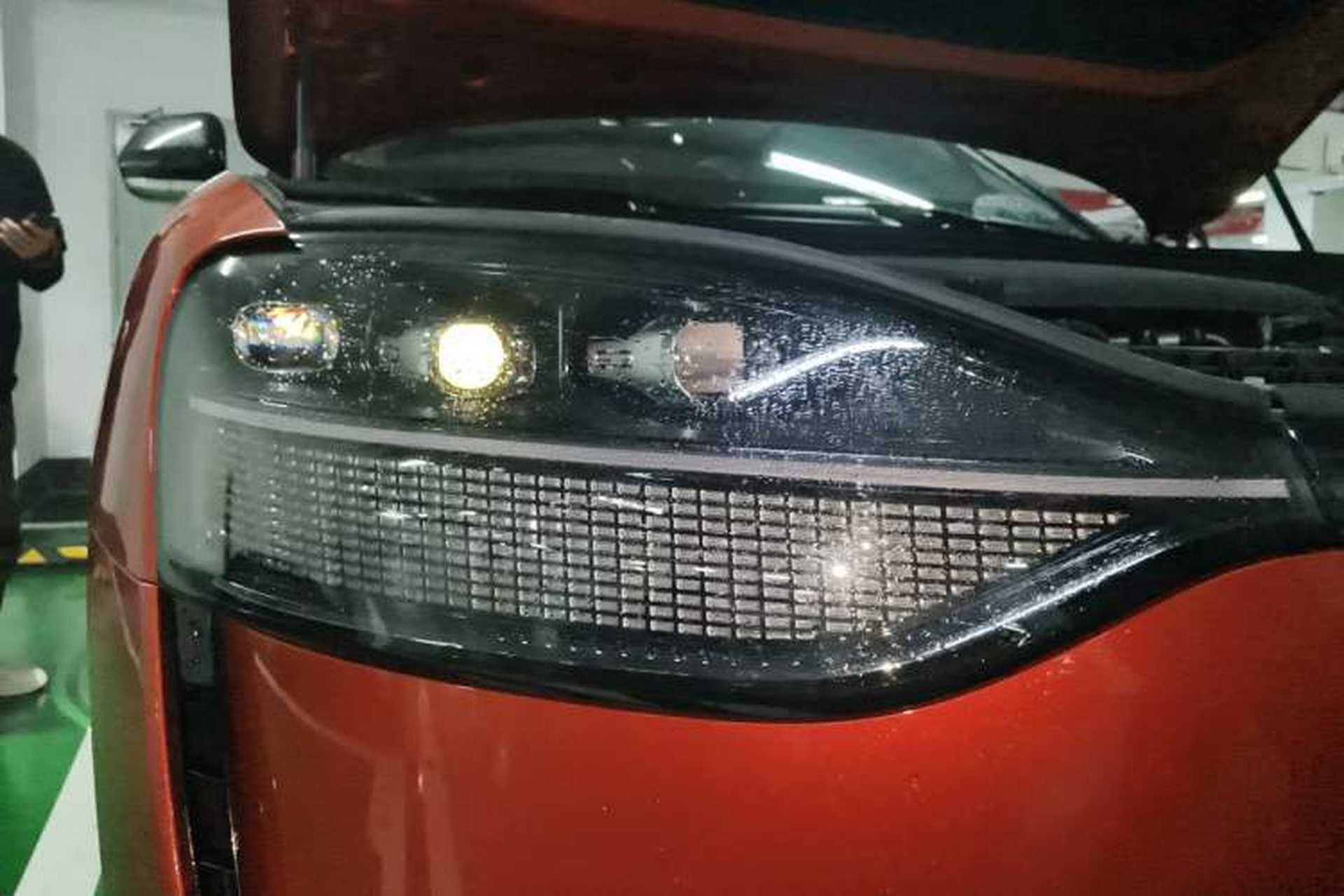 Used Hima AITO M9 2024 Range-Extended Max Edition 42 kWh 6-Seater Version Right Front Headlight