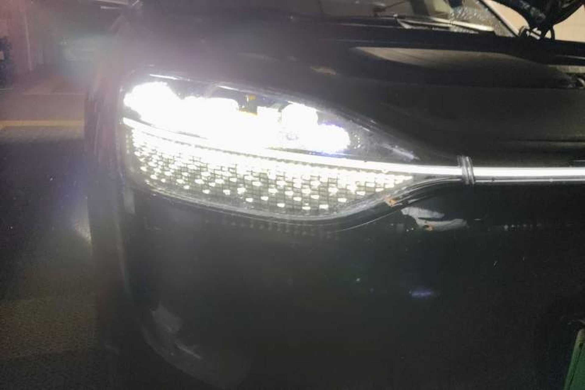 Used Hima AITO M9 2024 Range-Extended Max Edition 42 kWh 6-Seater Version Right Front Headlight