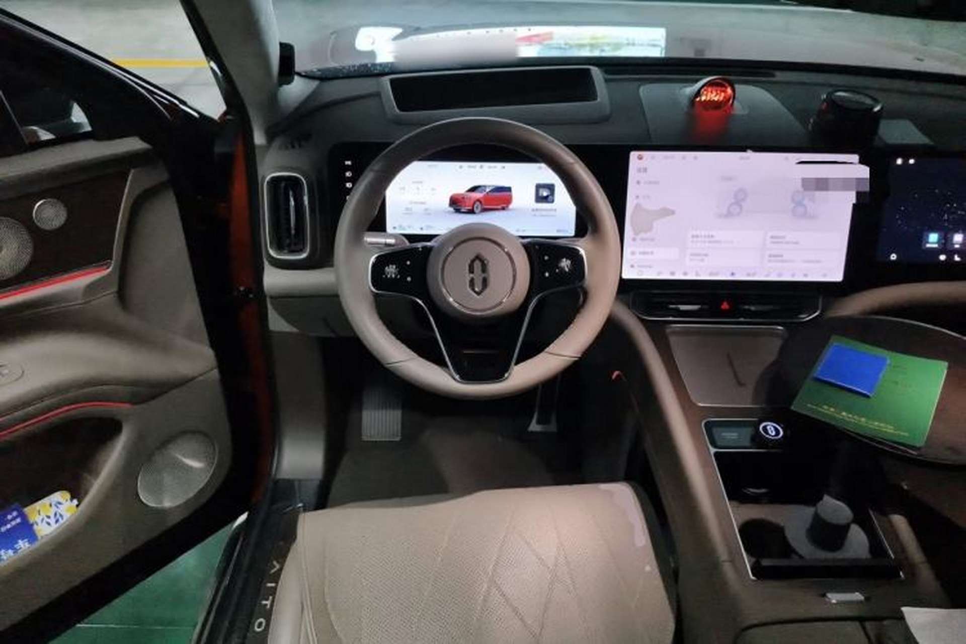 Used Hima AITO M9 2024 Range-Extended Max Edition 42 kWh 6-Seater Version Steering Wheel