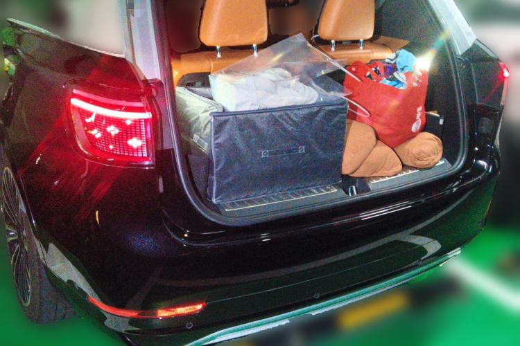Used Hima AITO M9 2024 All-Electric Ultra Version 100 kWh 6-Seater Model Trunk