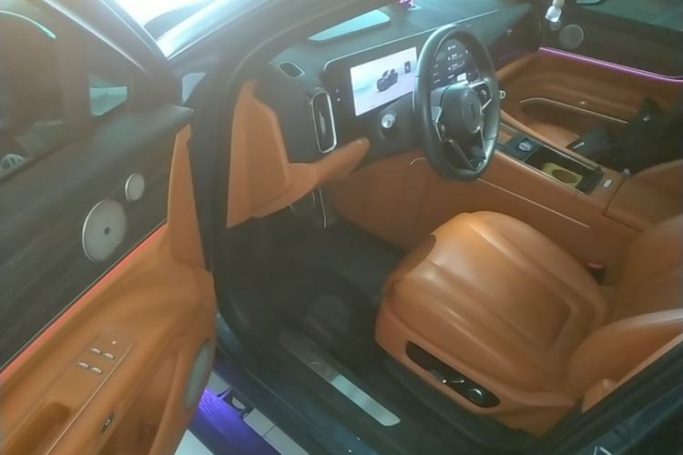 Used Hima AITO M9 2024 Range-Extended Ultra Version 42 kWh 6-Seater Model Driver Seat