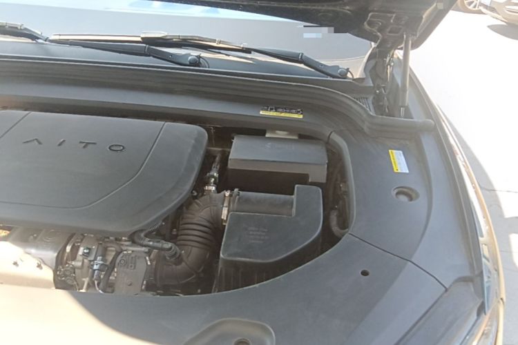 Used Hima AITO M9 2024 Range-Extended Ultra Version 42 kWh 6-Seater Model Engine Bay Left
