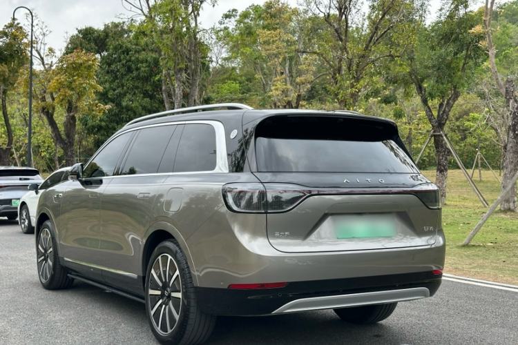 Used Hima AITO M9 2024 Range-Extended Max Edition 42 kWh 6-Seater Version Exterior 3