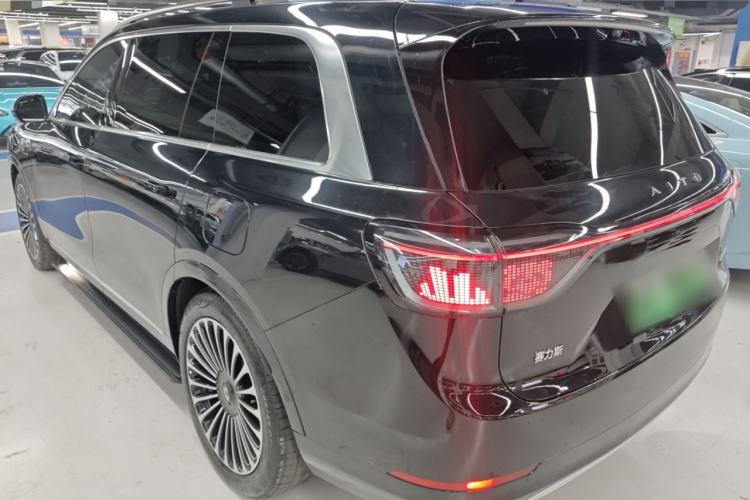 Used Hima AITO M9 2024 Range-Extended Ultra Version 42 kWh 6-Seater Model Exterior 3