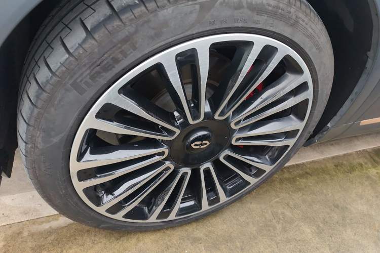 Used Hima AITO M9 2024 Range-Extended Max Edition 42 kWh 6-Seater Version Exterior 4