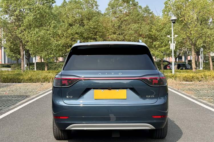 Used Hima AITO M9 2024 Range-Extended Ultra Version 52 kWh 5-Seater Model Exterior 6