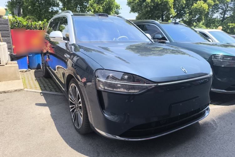 Used Hima AITO M9 2024 Range-Extended Ultra Version 42 kWh 6-Seater Model Front Right 45 Deg