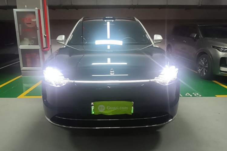 Used Hima AITO M9 2024 Range-Extended Max Edition 42 kWh 6-Seater Version Front