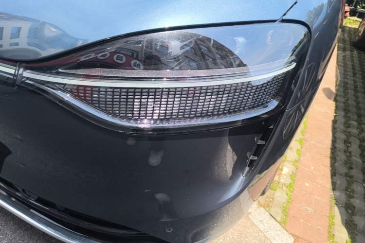 Used Hima AITO M9 2024 Range-Extended Ultra Version 42 kWh 6-Seater Model Left Front Headlight