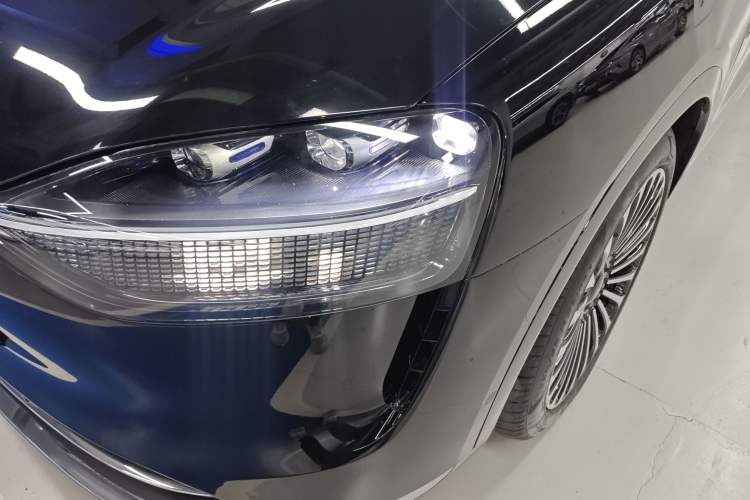 Used Hima AITO M9 2024 Range-Extended Ultra Version 42 kWh 6-Seater Model Left Front Headlight