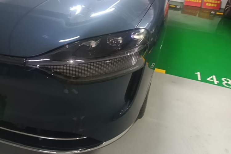 Used Hima AITO M9 2024 Range-Extended Max Edition 42 kWh 6-Seater Version Left Front Headlight