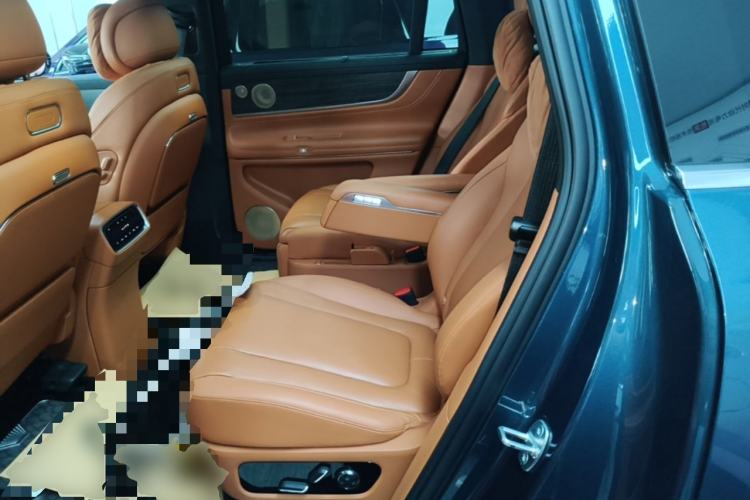 Used Hima AITO M9 2024 Range-Extended Ultra Version 42 kWh 6-Seater Model Left Rear Seat