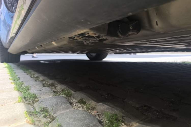 Used Hima AITO M9 2024 Range-Extended Ultra Version 42 kWh 6-Seater Model Left Side Sill