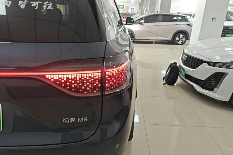 Used Hima AITO M9 2024 Range-Extended Ultra Version 42 kWh 6-Seater Model Right Rear Taillight