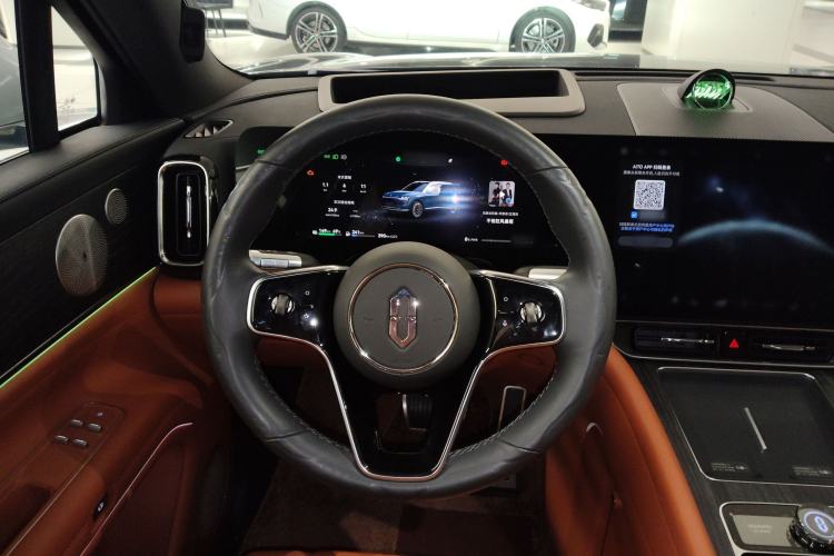 Used Hima AITO M9 2024 Range-Extended Ultra Version 42 kWh 6-Seater Model Steering Wheel
