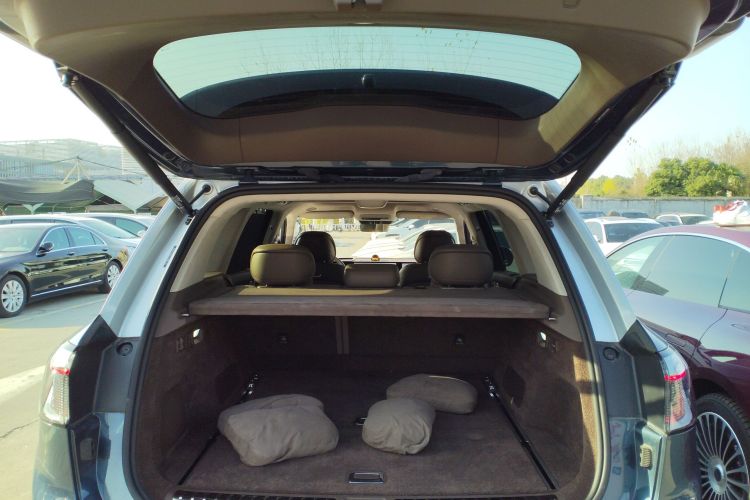 Used Hima AITO M9 2024 Range-Extended Ultra Version 52 kWh 5-Seater Model Trunk