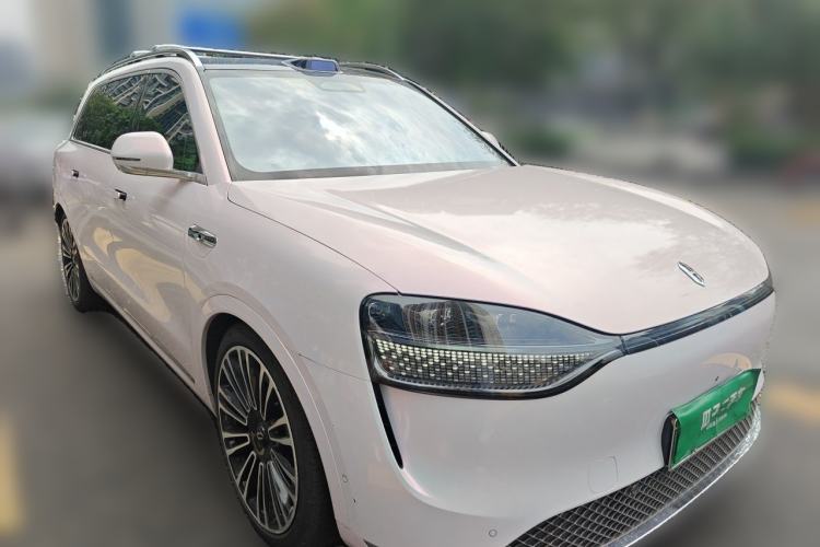 Used Hima AITO M9 2024 All-Electric Ultra Version 100 kWh 6-Seater Model Front Right 45 Deg