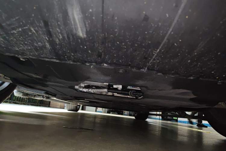 Used Hima AITO M9 2024 Range-Extended Max Edition 42 kWh 5-Seater Version Chassis Front