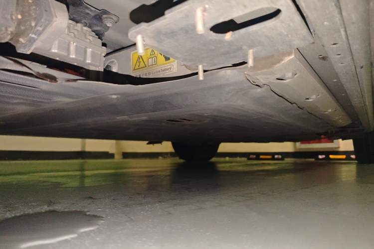 Used Hima AITO M9 2024 Range-Extended Ultra Version 42 kWh 6-Seater Model Chassis Front Left