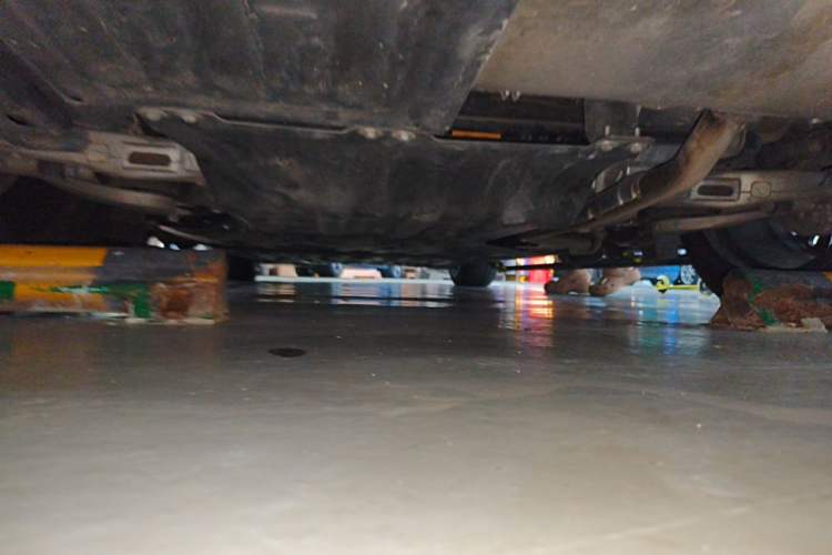 Used Hima AITO M9 2024 Range-Extended Ultra Version 52 kWh 6-Seater Model Chassis Rear