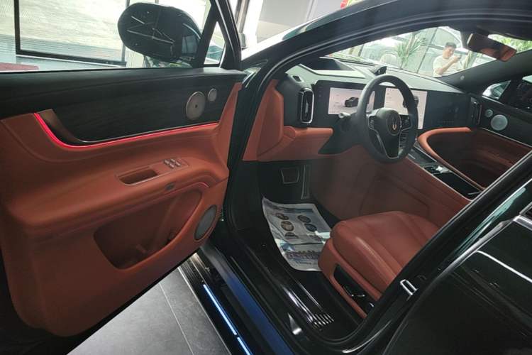 Used Hima AITO M9 2024 Range-Extended Ultra Version 42 kWh 6-Seater Model Driver Seat