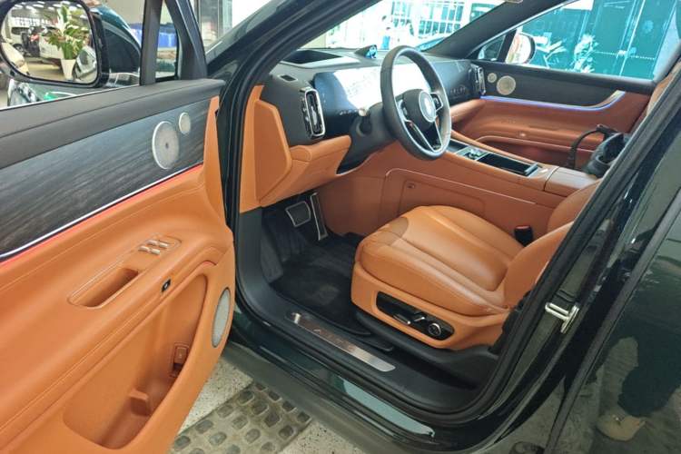 Used Hima AITO M9 2024 Range-Extended Ultra Version 42 kWh 6-Seater Model Driver Seat