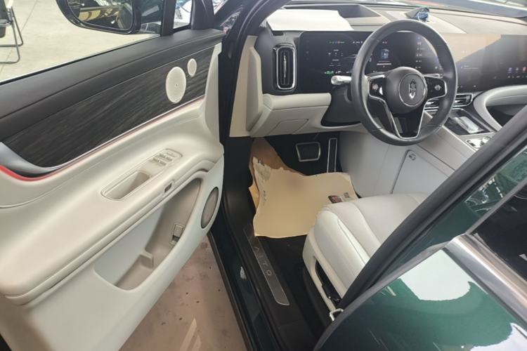 Used Hima AITO M9 2024 Range-Extended Ultra Version 42 kWh 6-Seater Model Driver Seat