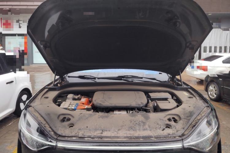 Used Hima AITO M9 2024 Range-Extended Ultra Version 52 kWh 6-Seater Model Engine Bay
