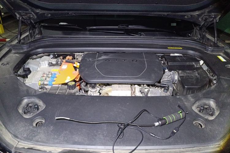 Used Hima AITO M9 2024 Range-Extended Ultra Version 42 kWh 6-Seater Model Engine Bay