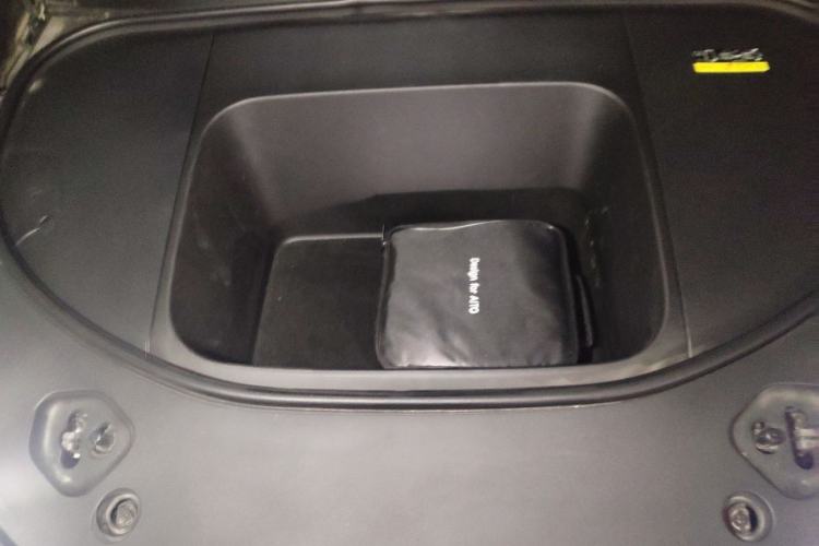 Used Hima AITO M9 2024 All-Electric Ultra Version 100 kWh 6-Seater Model Engine Bay