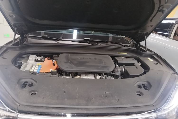 Used Hima AITO M9 2024 Range-Extended Ultra Version 52 kWh 6-Seater Model Engine Bay