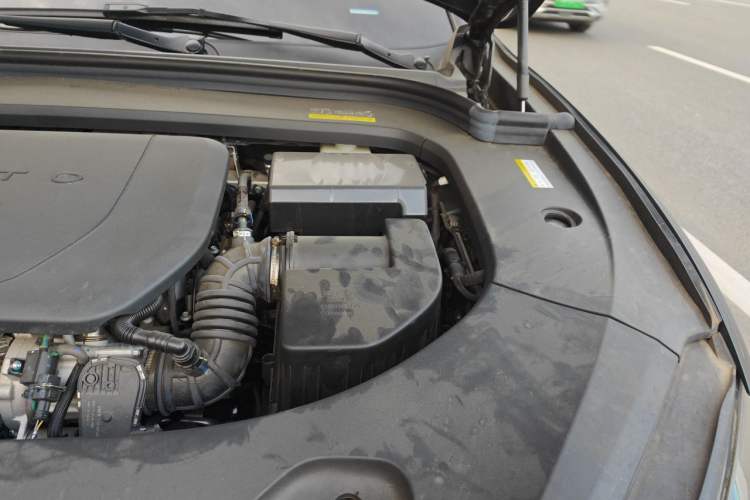 Used Hima AITO M9 2024 All-Electric Ultra Version 100 kWh 6-Seater Model Engine Bay Left
