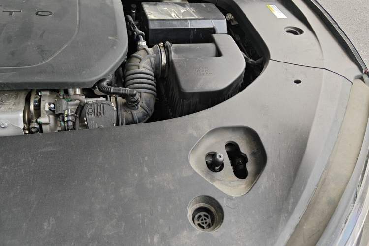 Used Hima AITO M9 2024 Range-Extended Max Edition 42 kWh 6-Seater Version Engine Bay Left
