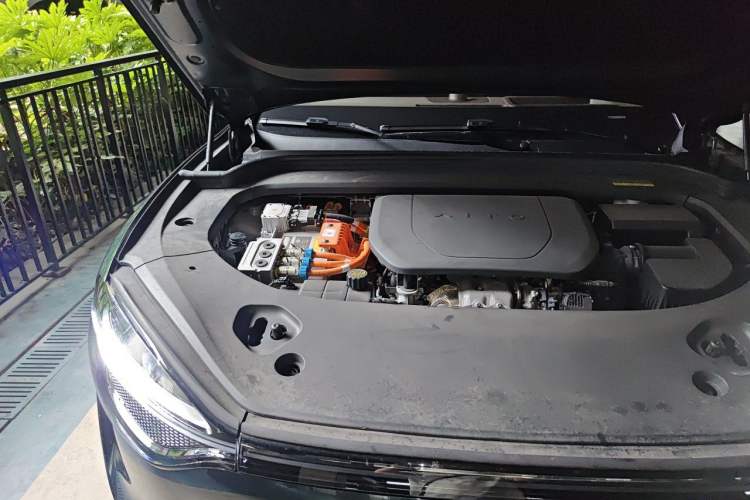 Used Hima AITO M9 2024 Range-Extended Max Edition 42 kWh 5-Seater Version Engine Bay Right