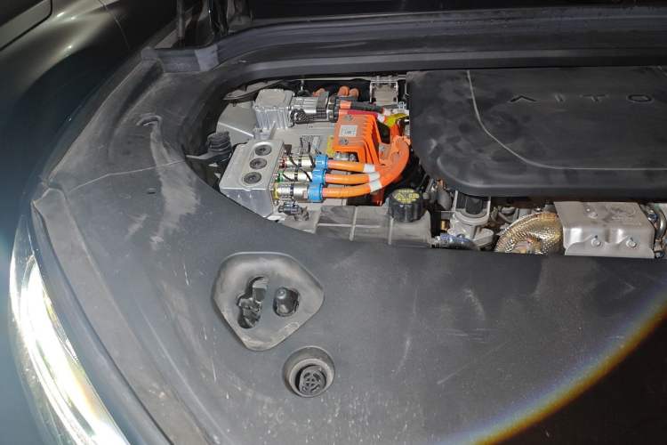 Used Hima AITO M9 2024 Range-Extended Max Edition 42 kWh 6-Seater Version Engine Bay Right
