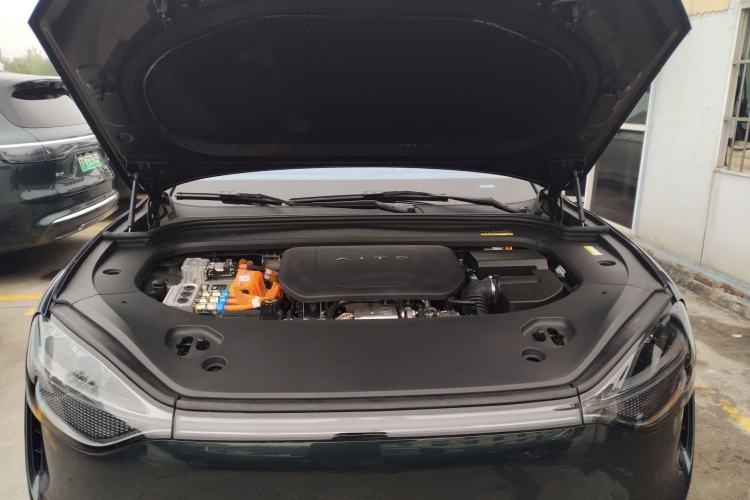 Used Hima AITO M9 2024 Range-Extended Ultra Version 52 kWh 5-Seater Model Engine Bay