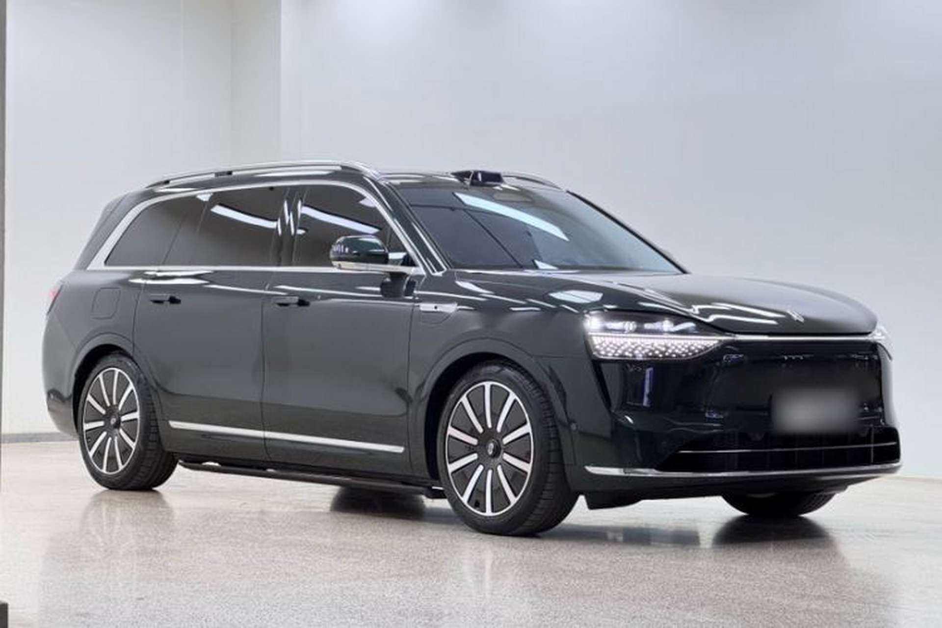 Used Hima AITO M9 2024 Range-Extended Max Edition 42 kWh 5-Seater Version Exterior 10