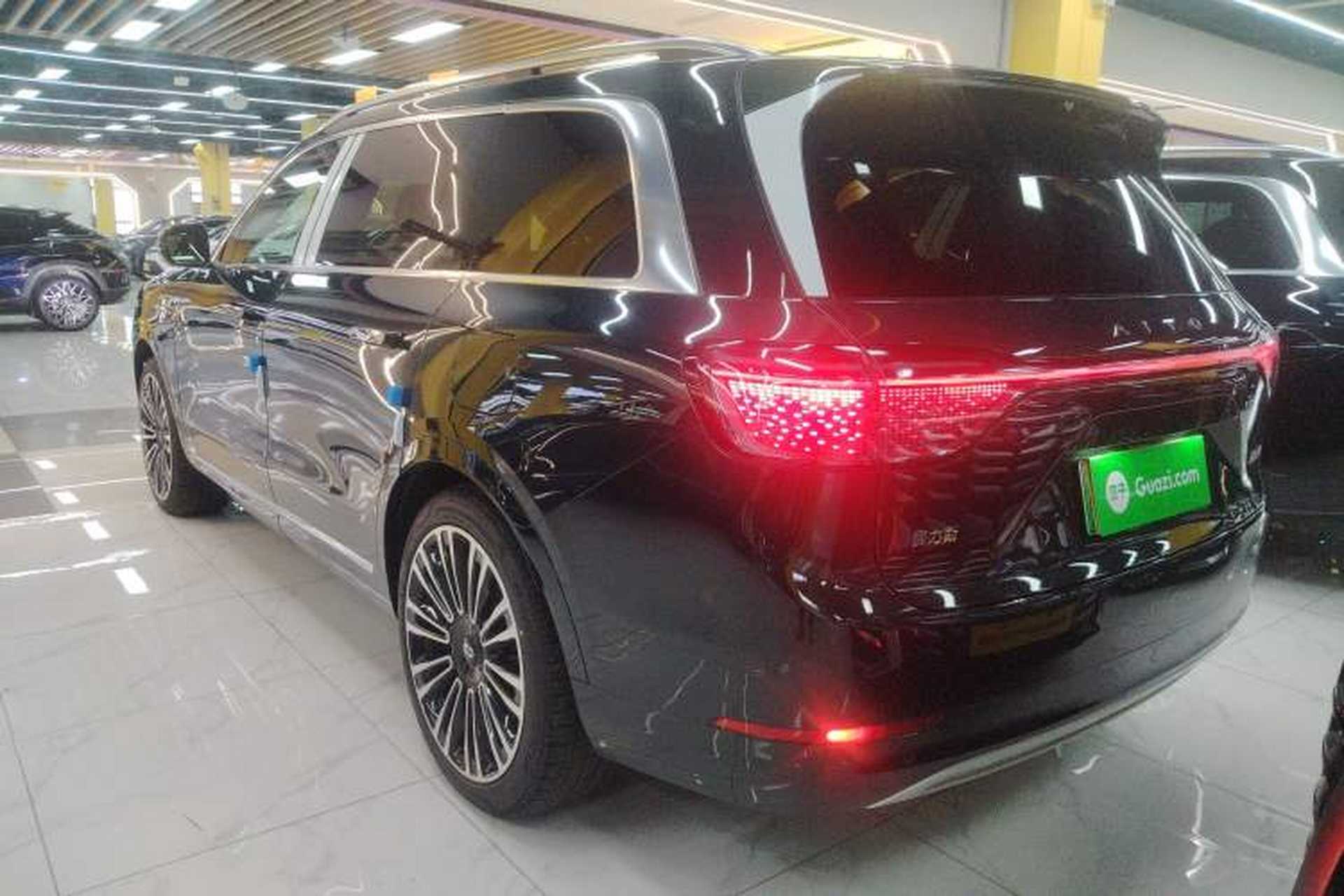 Used Hima AITO M9 2024 Range-Extended Ultra Version 52 kWh 6-Seater Model Exterior 2