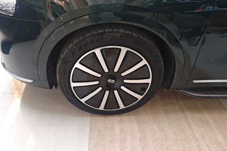 Used Hima AITO M9 2024 Range-Extended Ultra Version 42 kWh 6-Seater Model Exterior 4