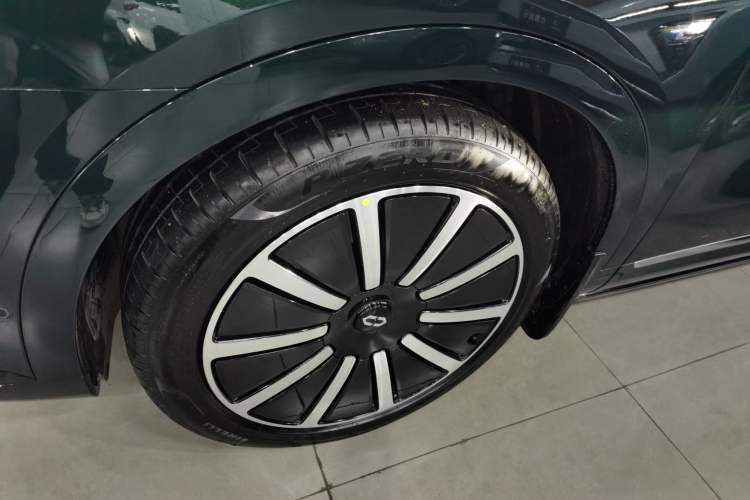 Used Hima AITO M9 2024 Range-Extended Max Edition 42 kWh 6-Seater Version Exterior 7
