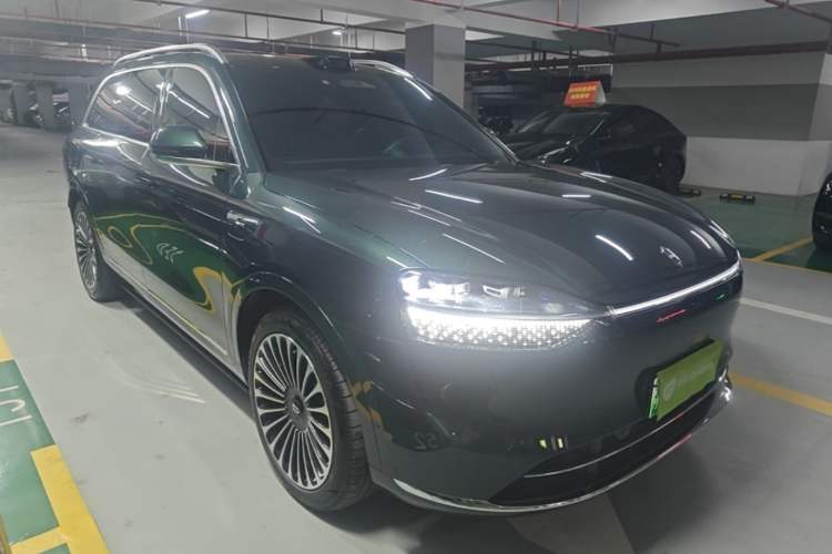 Used Hima AITO M9 2024 Range-Extended Ultra Version 42 kWh 6-Seater Model Front Right 45 Deg