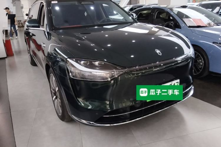 Used Hima AITO M9 2024 Range-Extended Max Edition 42 kWh 5-Seater Version Front Right 45 Deg